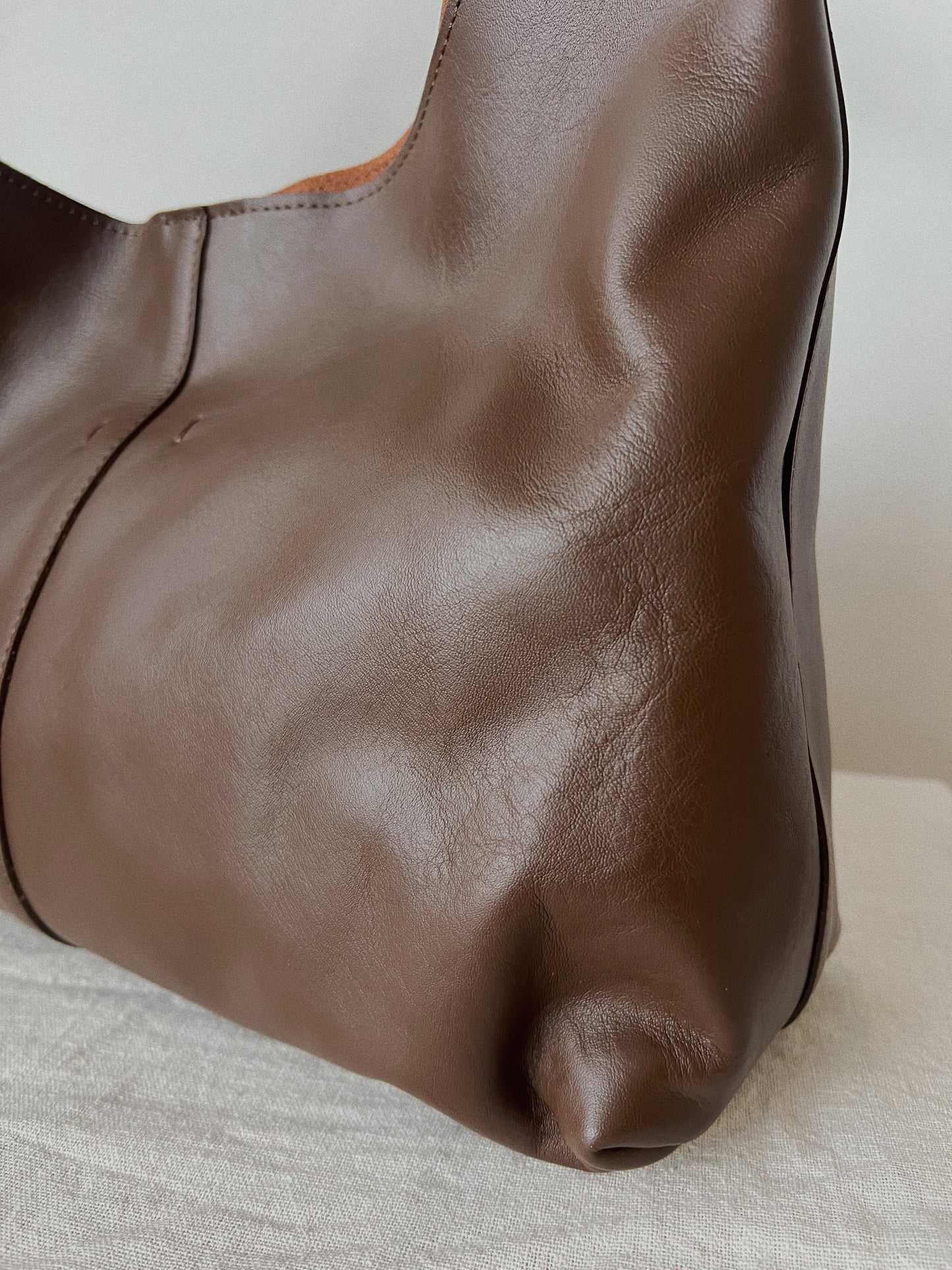 Leather shopper bag