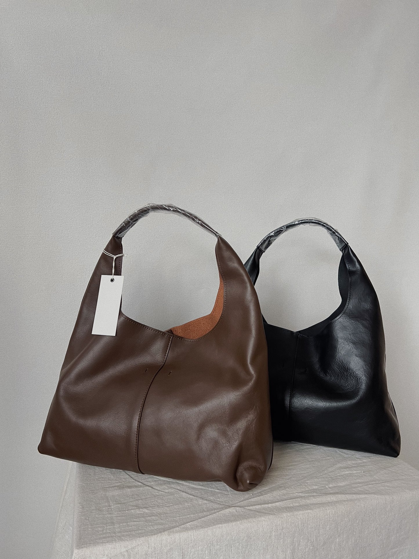 Leather shopper bag