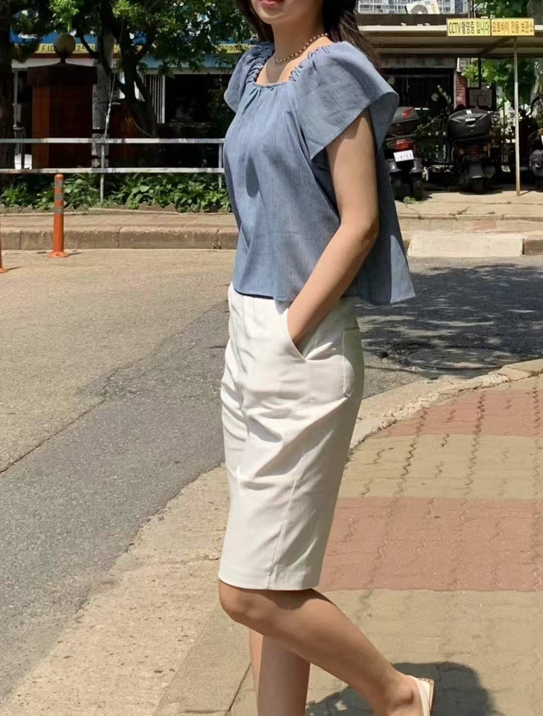 棉麻質方領ruffle top