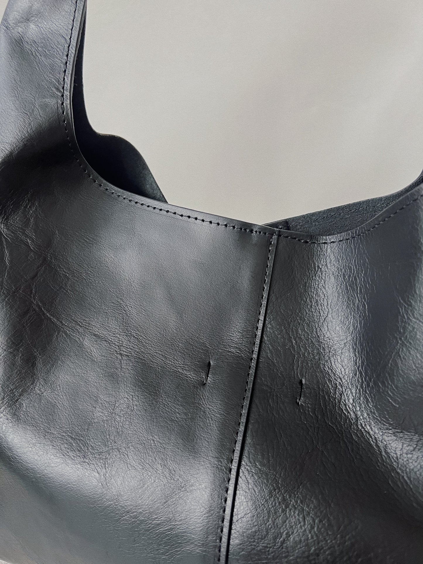 Leather shopper bag