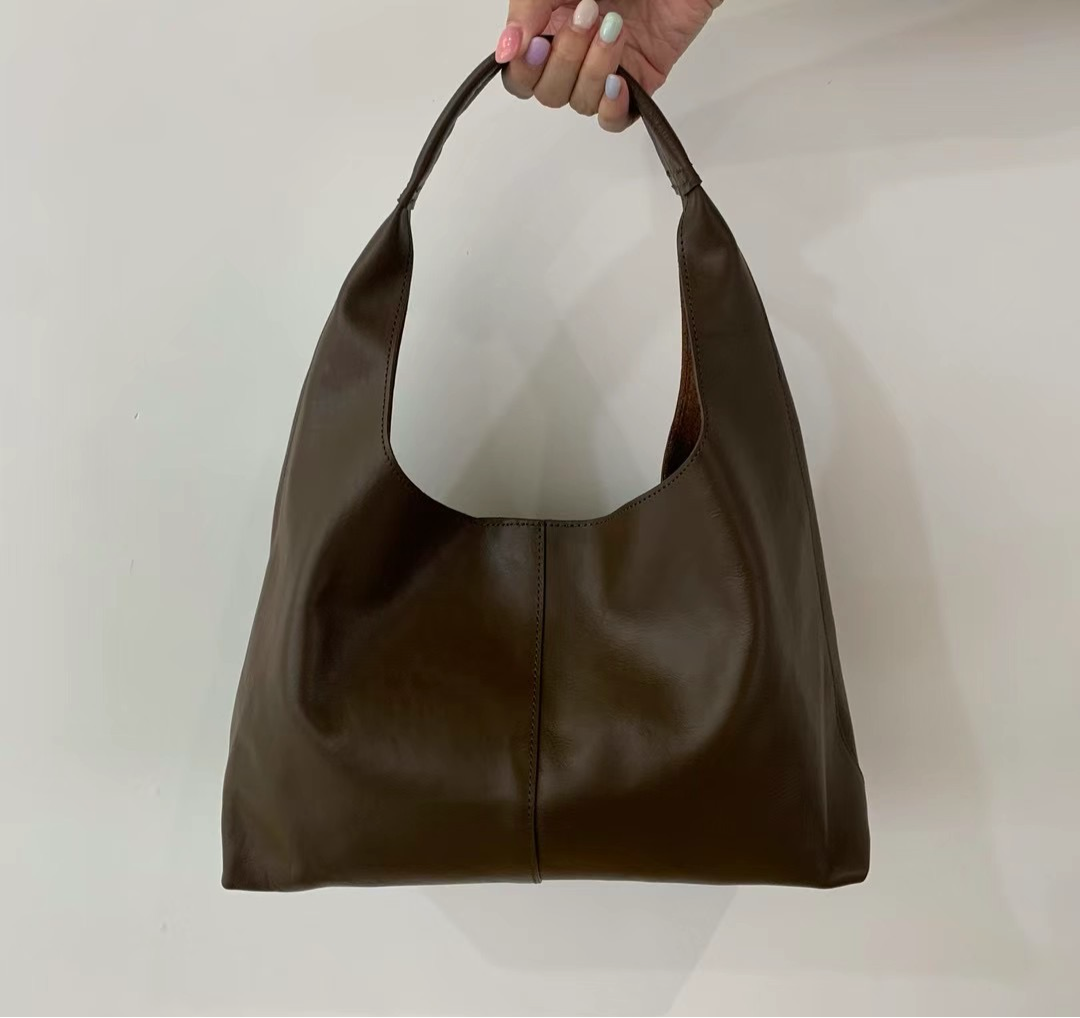 Leather shopper bag