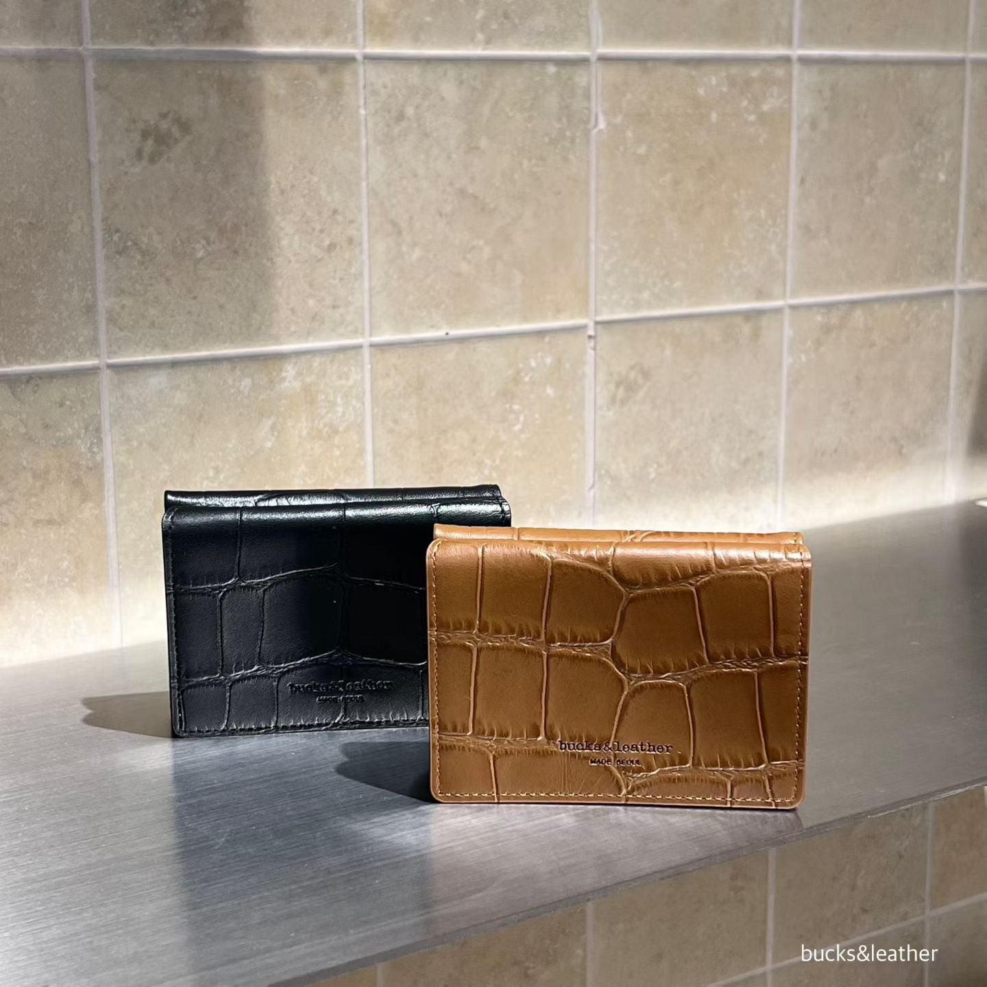 Tri-fold leather wallet