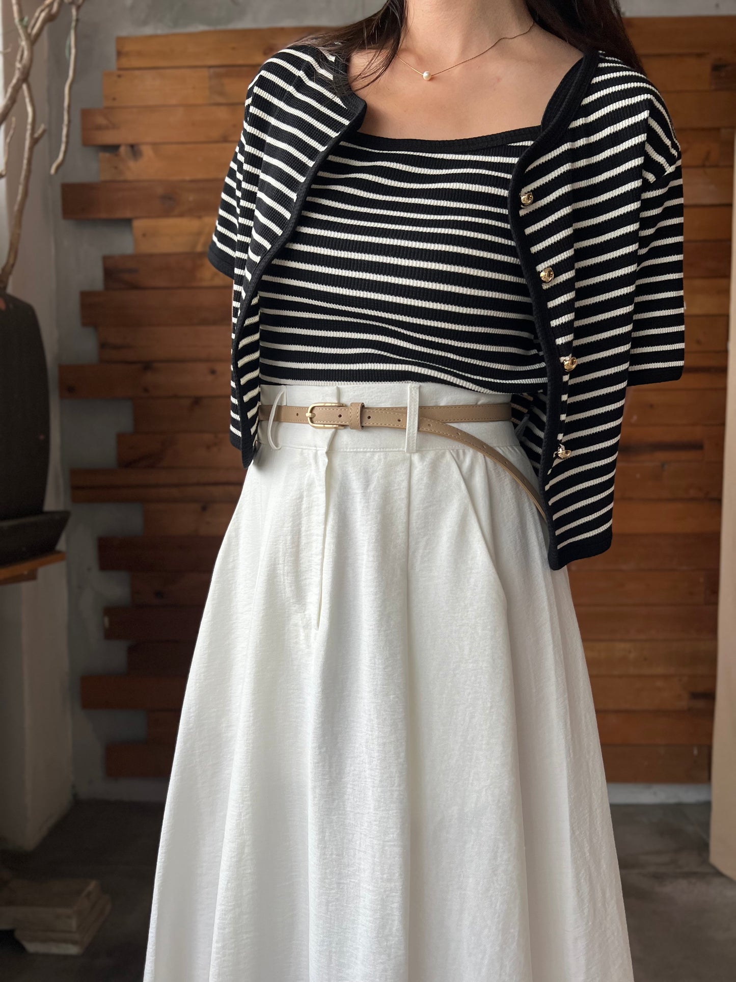 Skinny leather belt