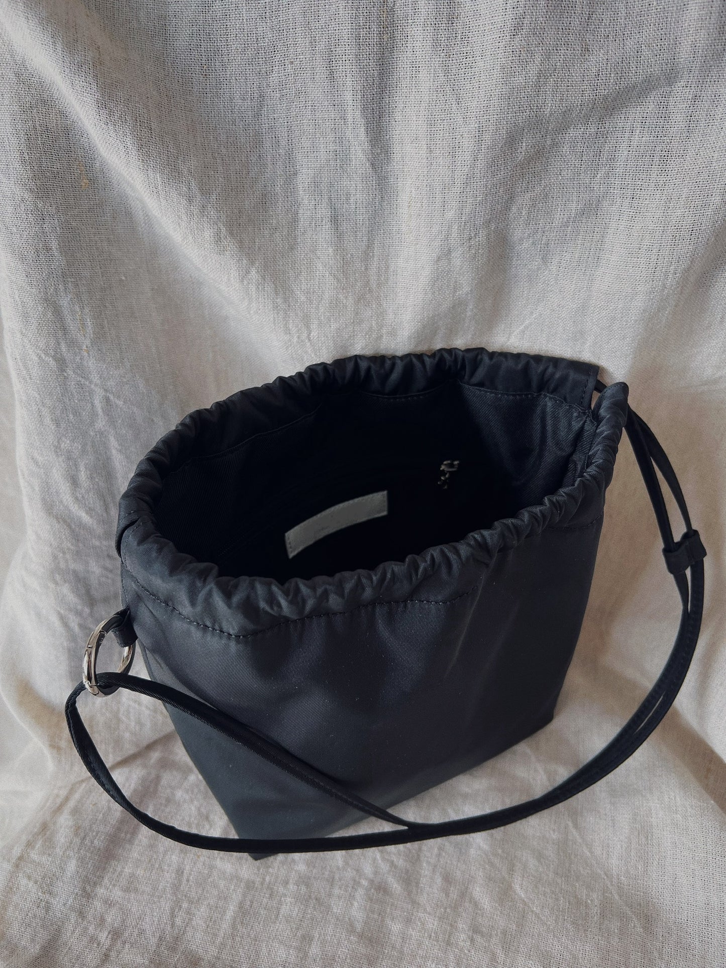 Baby bucket bag