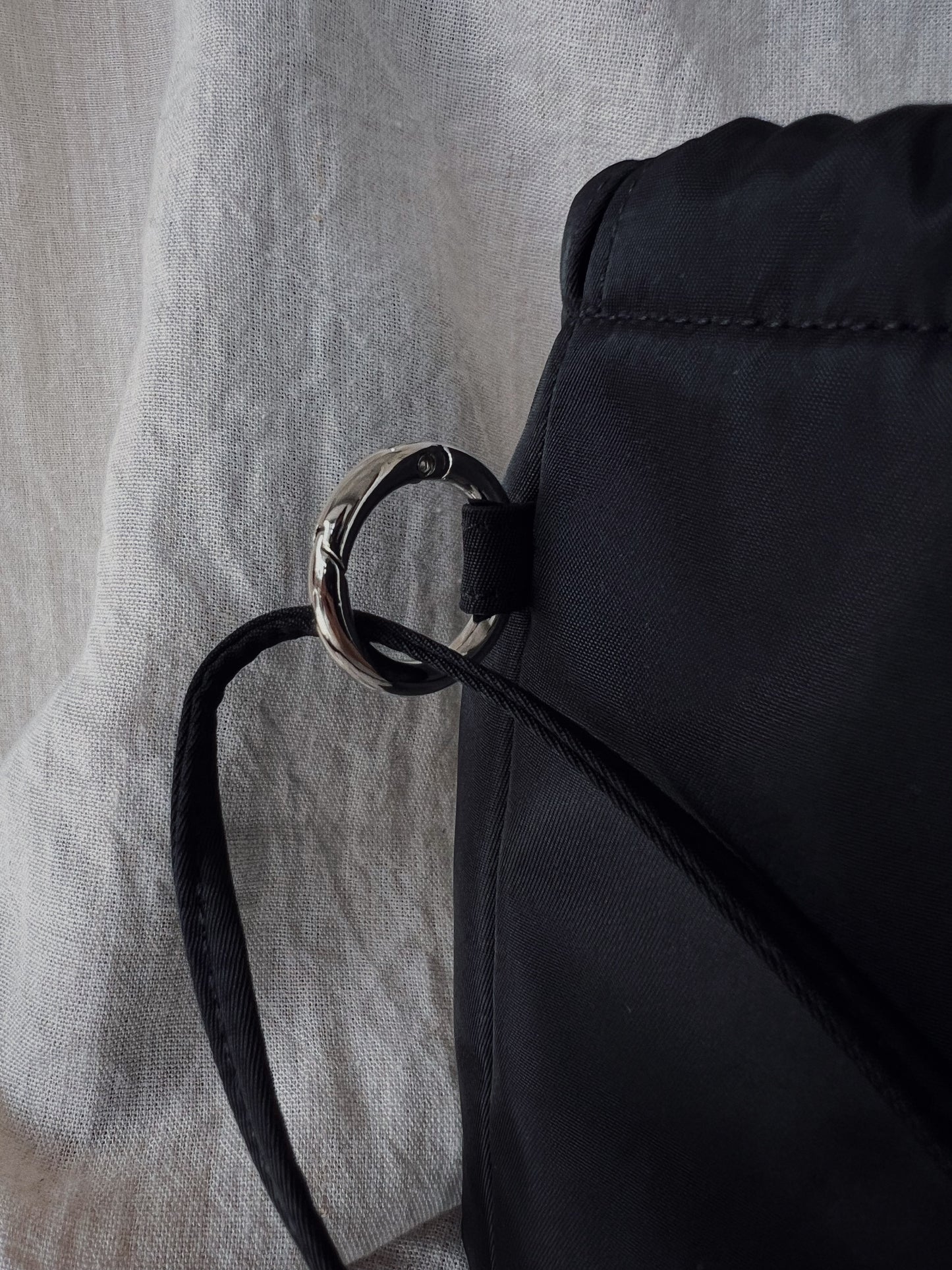 Baby bucket bag