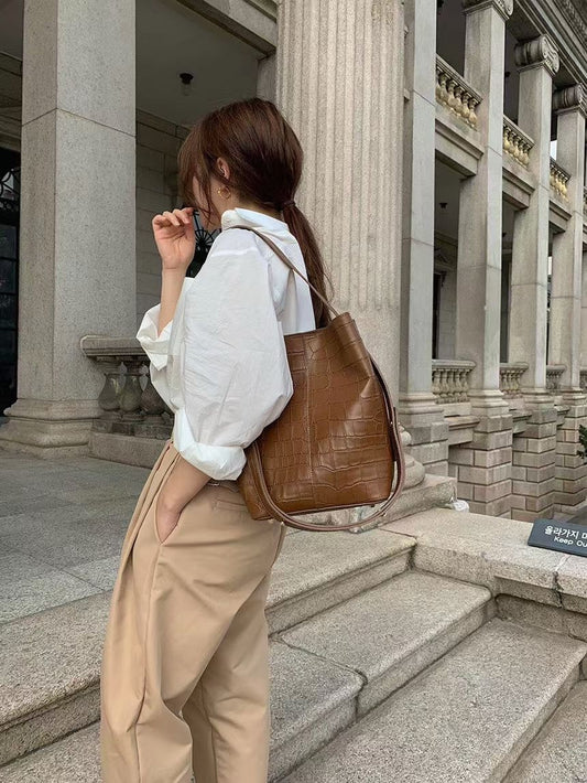 牛皮鱷魚紋bucket bag