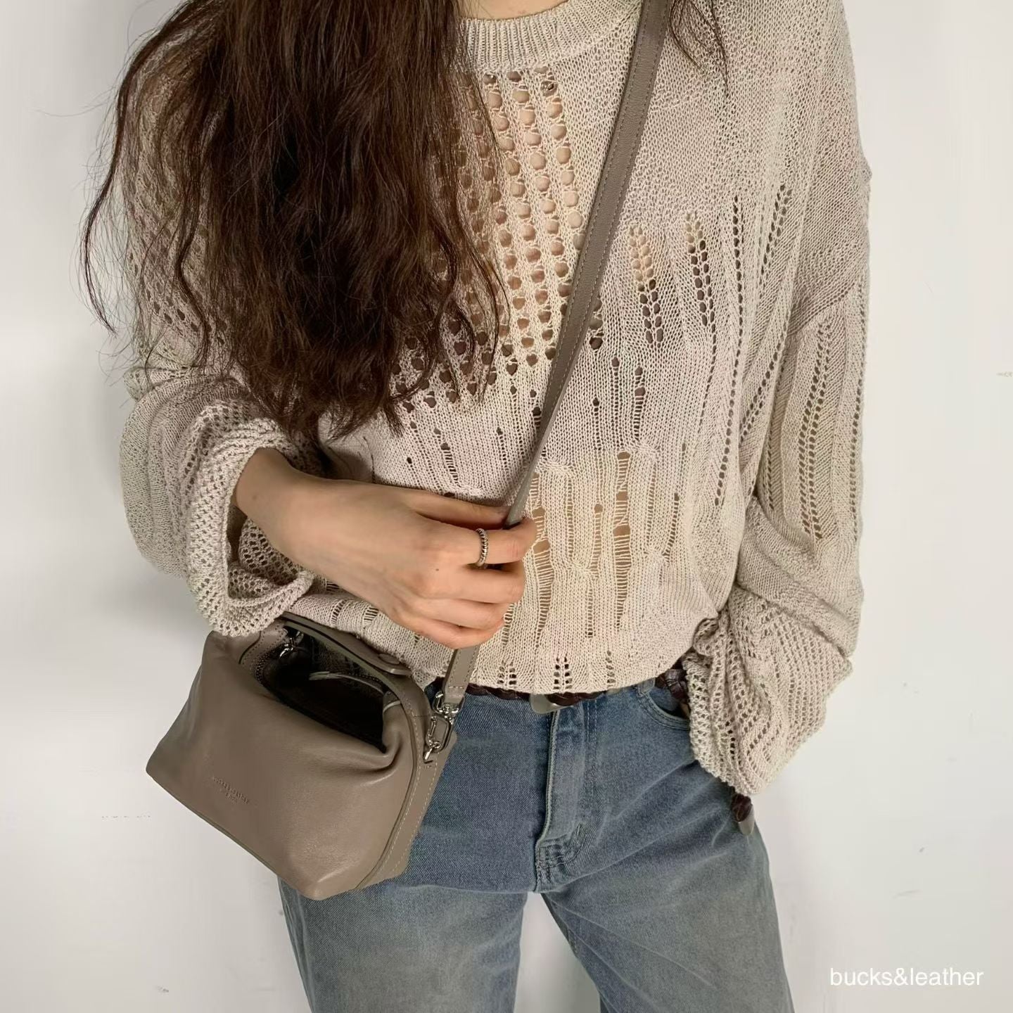 側孭手提雙鈕扣方型小包