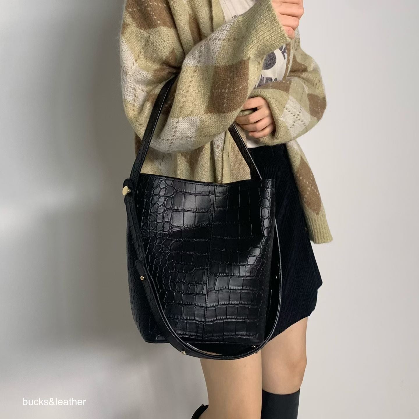 牛皮鱷魚紋bucket bag