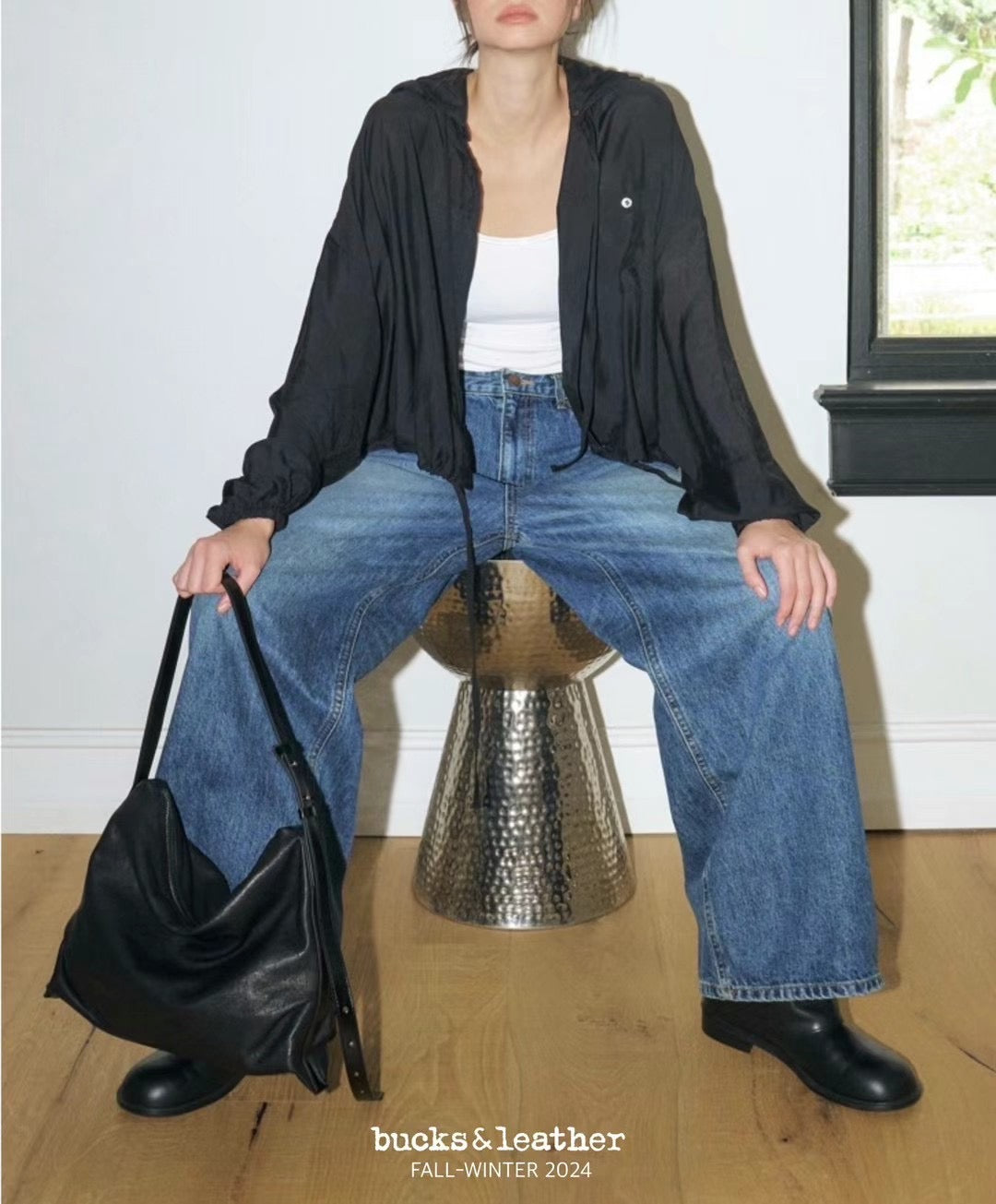 Lambskin shoulder bag (L)
