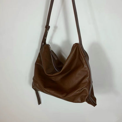 Lambskin shoulder bag (L)