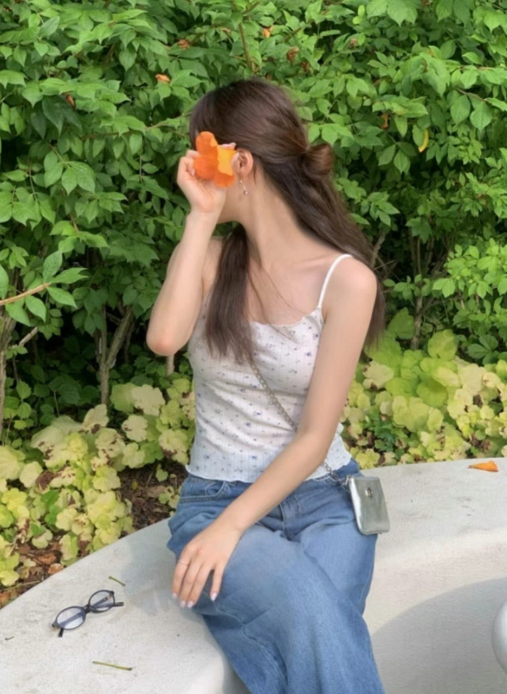 小藍花滾邊吊帶背心