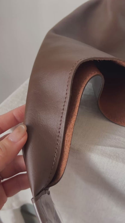 Leather shopper bag